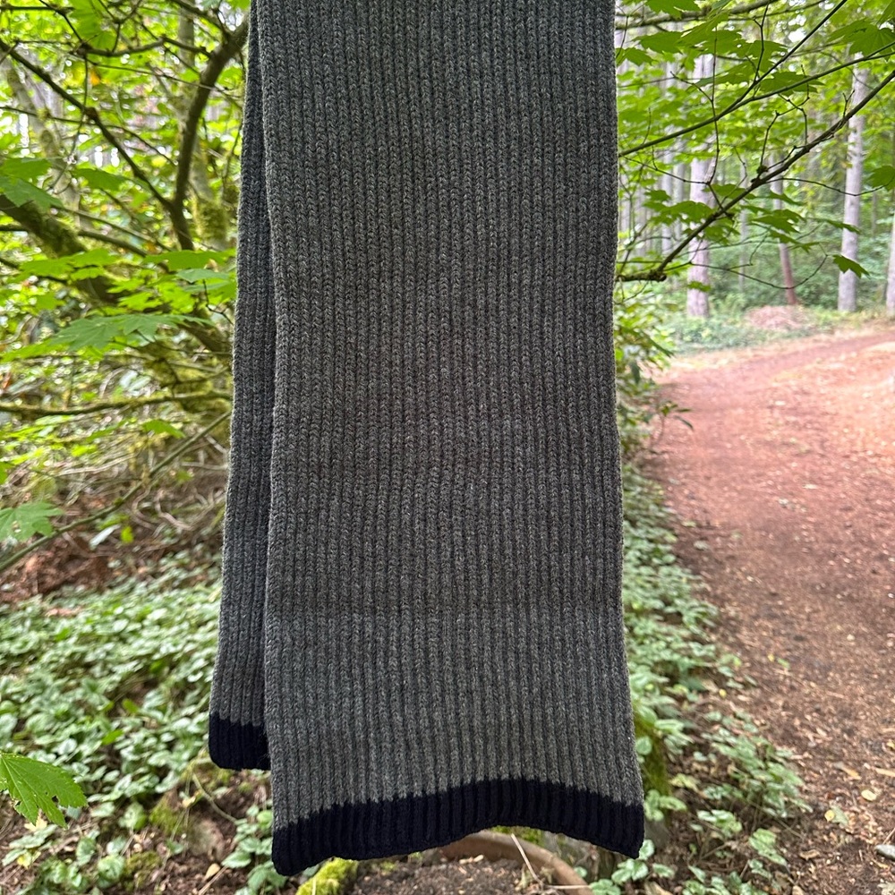 &daughter wool scarf